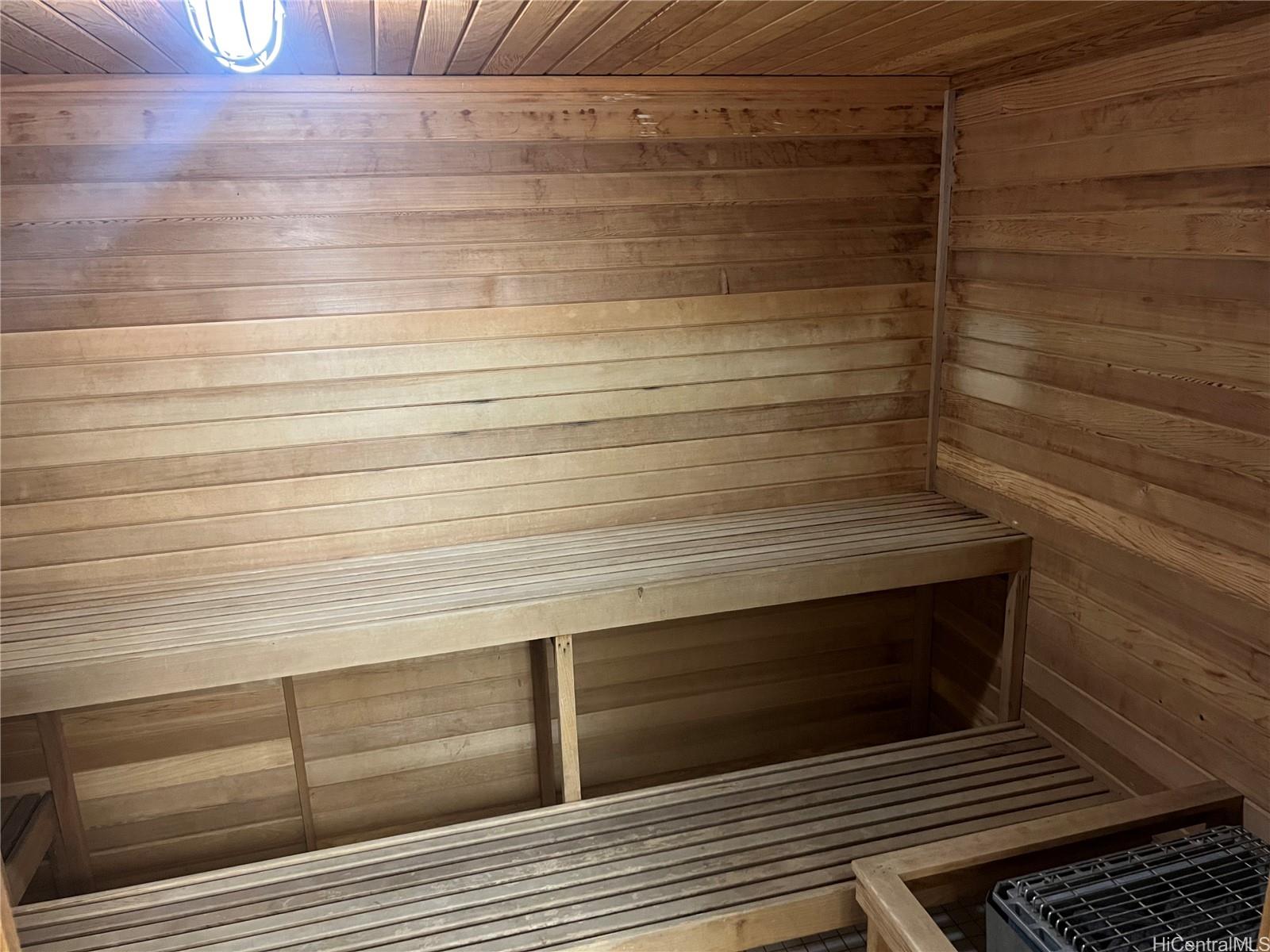 Photo 20 of 25
