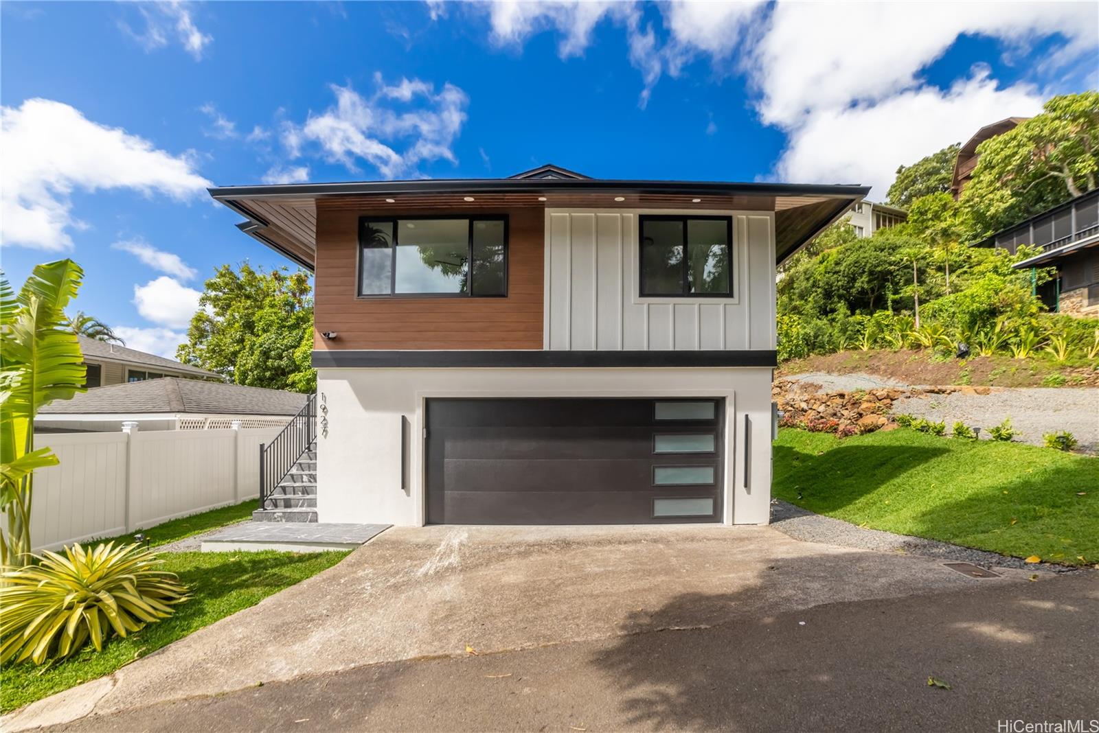 1927 Uluwehi Place