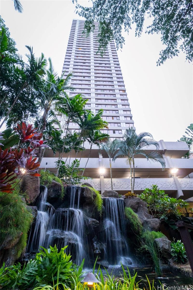 343 Hobron Lane  Unit 1404