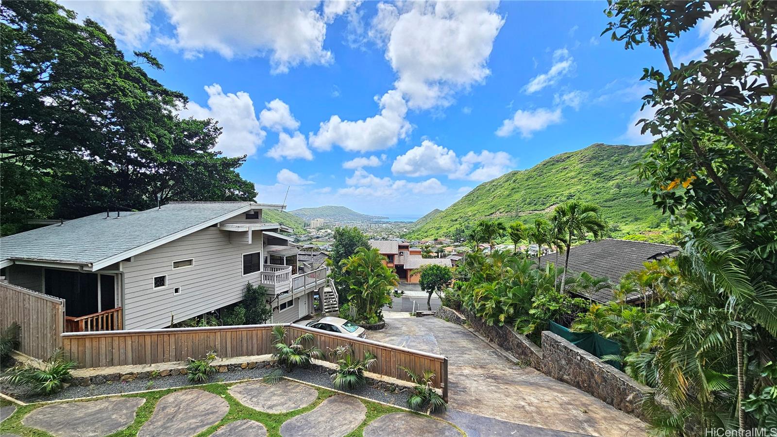 Photo 24 of 25