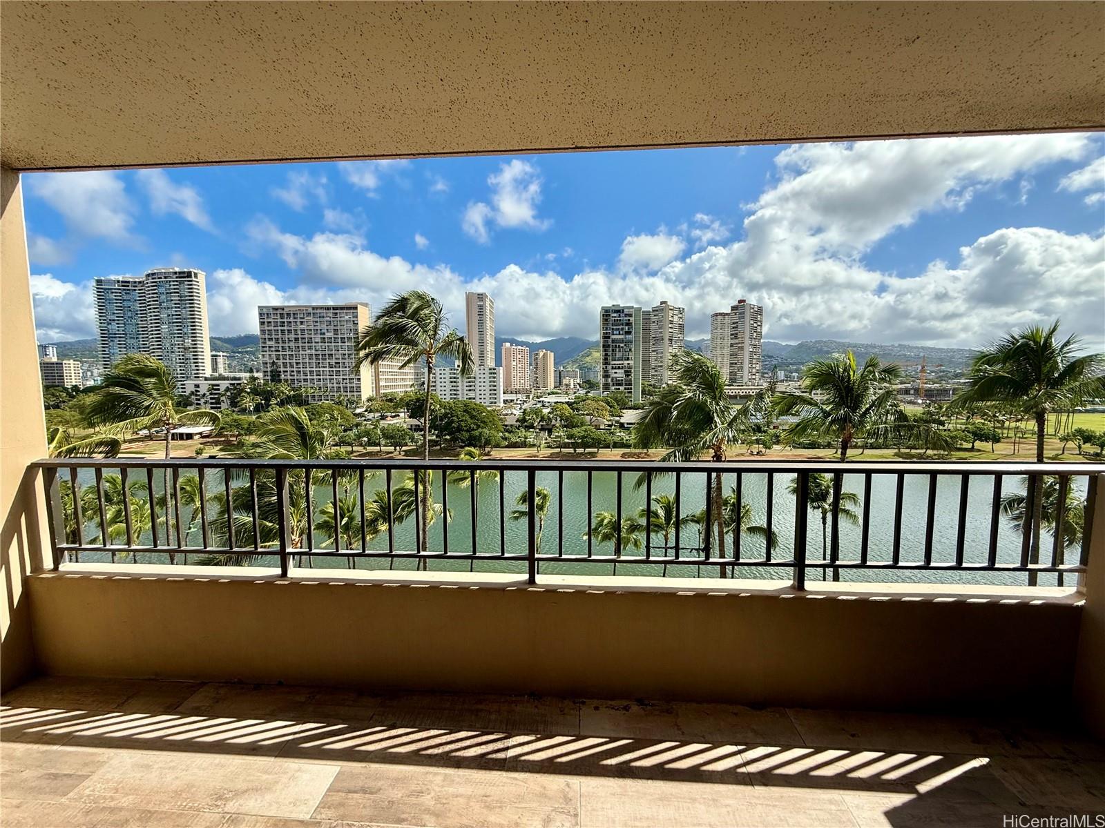 2121 Ala Wai Boulevard 903