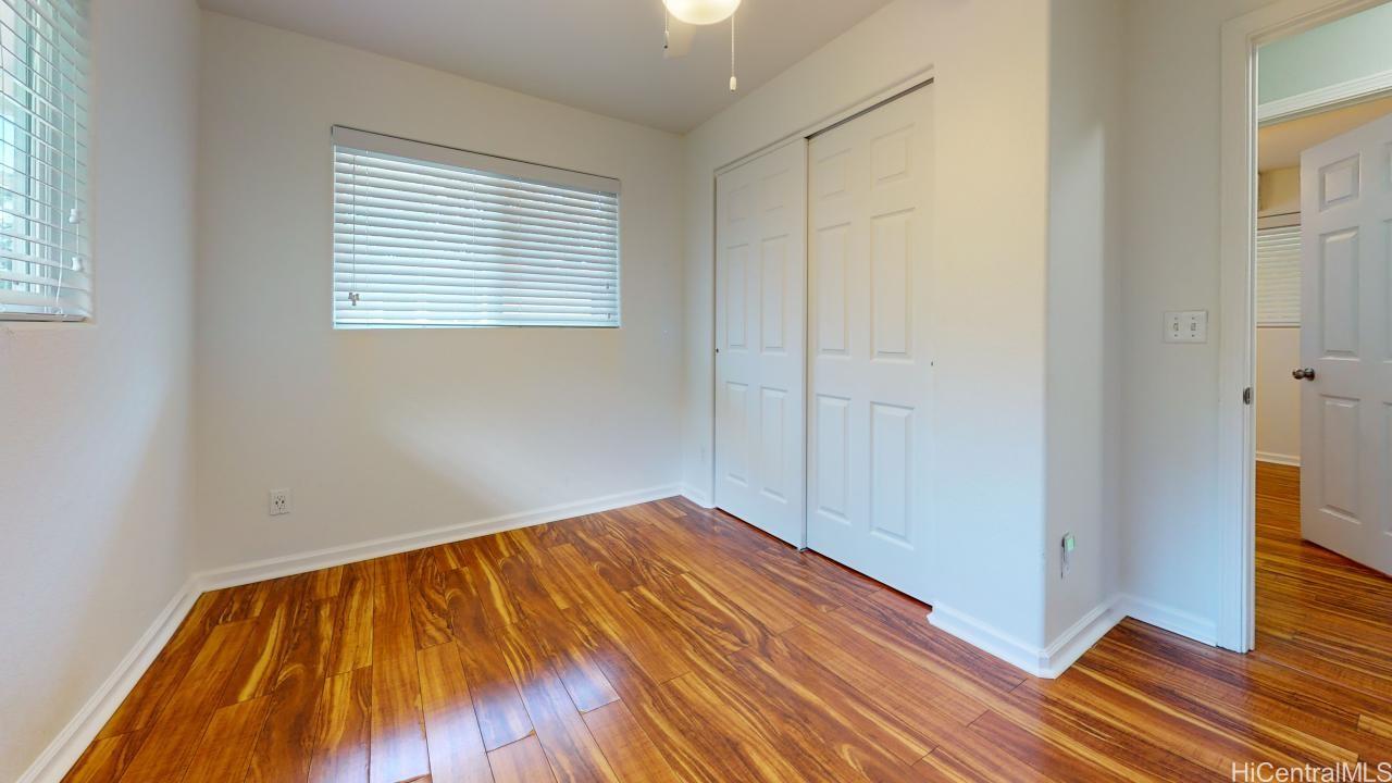 Photo 15 of 25