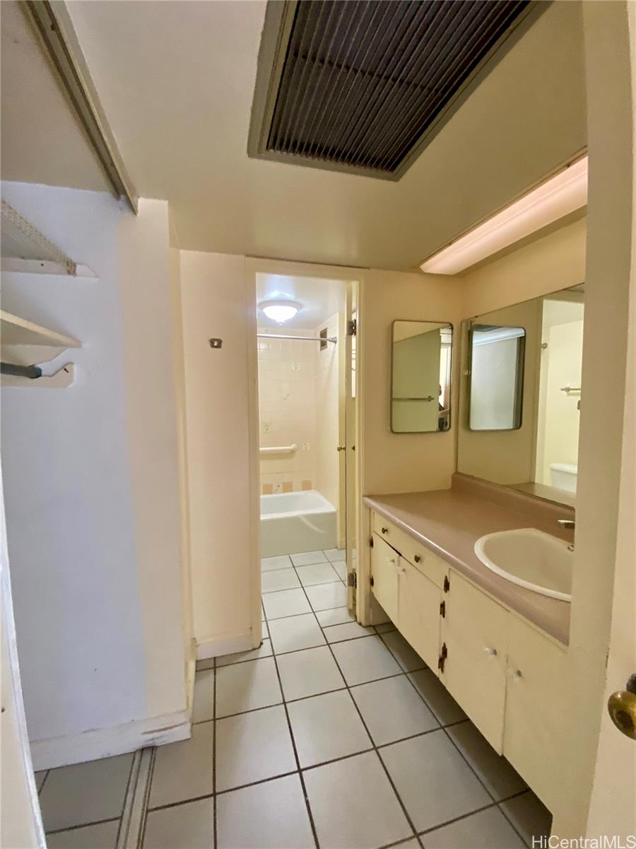 84-680 Kili Drive  Unit A704
