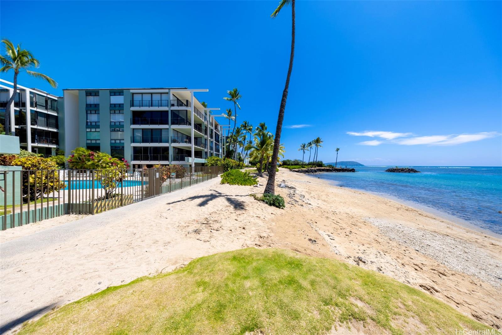 4999 Kahala Avenue  Unit 324