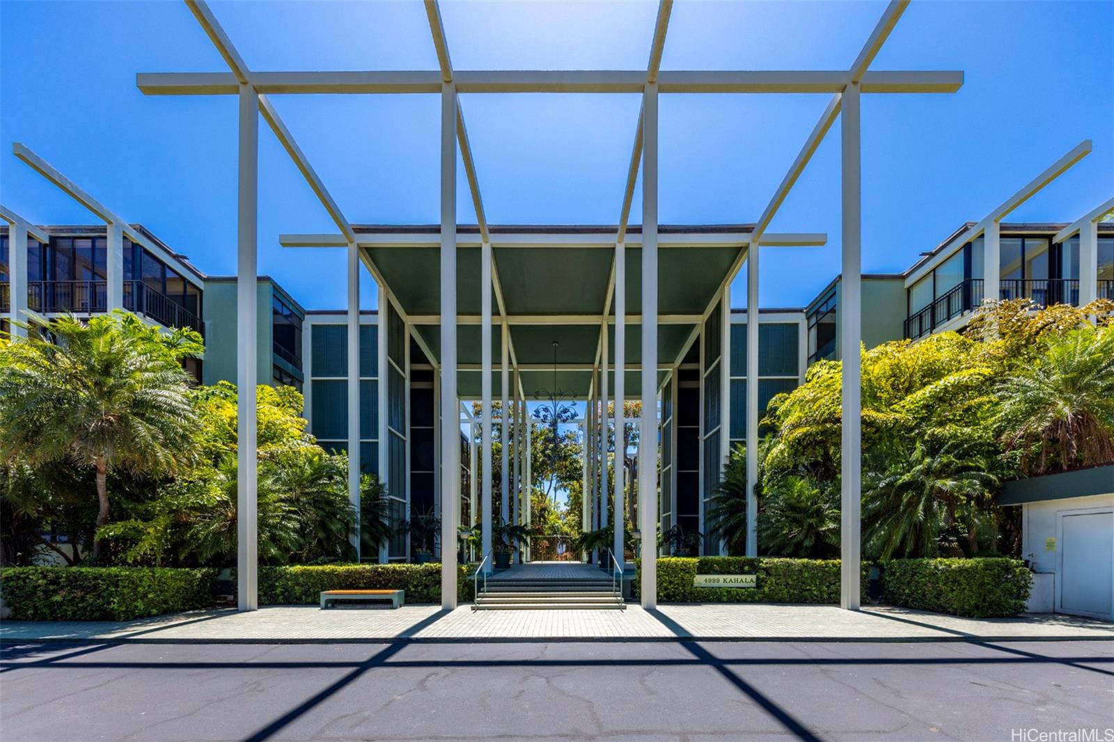 4999 Kahala Avenue  Unit 324