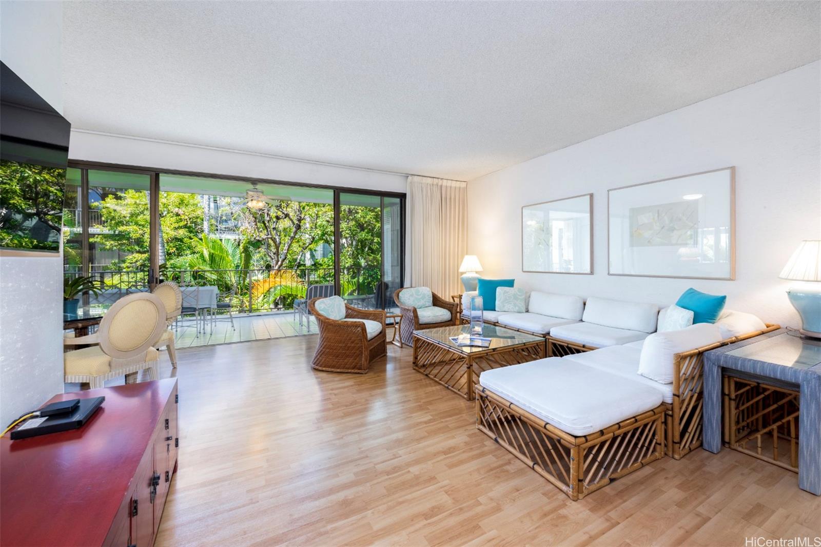 4999 Kahala Avenue  Unit 324