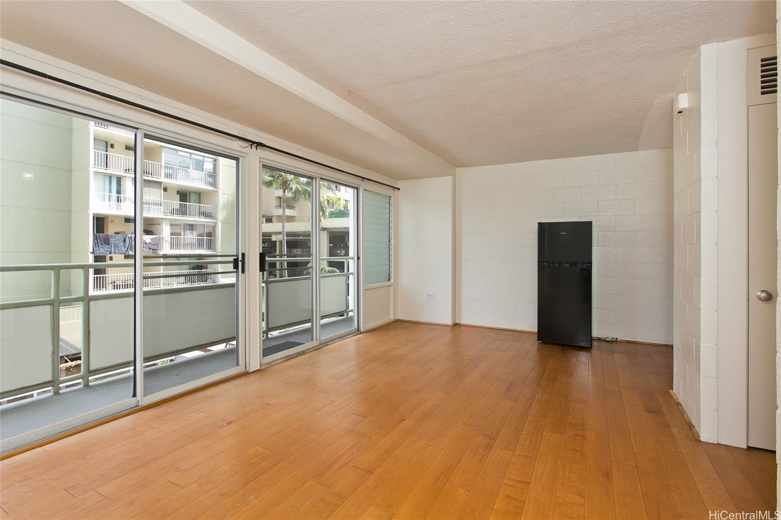 445 Kaiolu Street 314