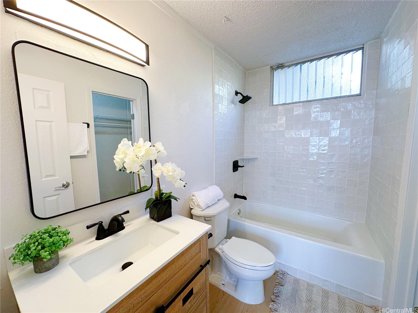 95-020 Waihonu Street  Unit C803