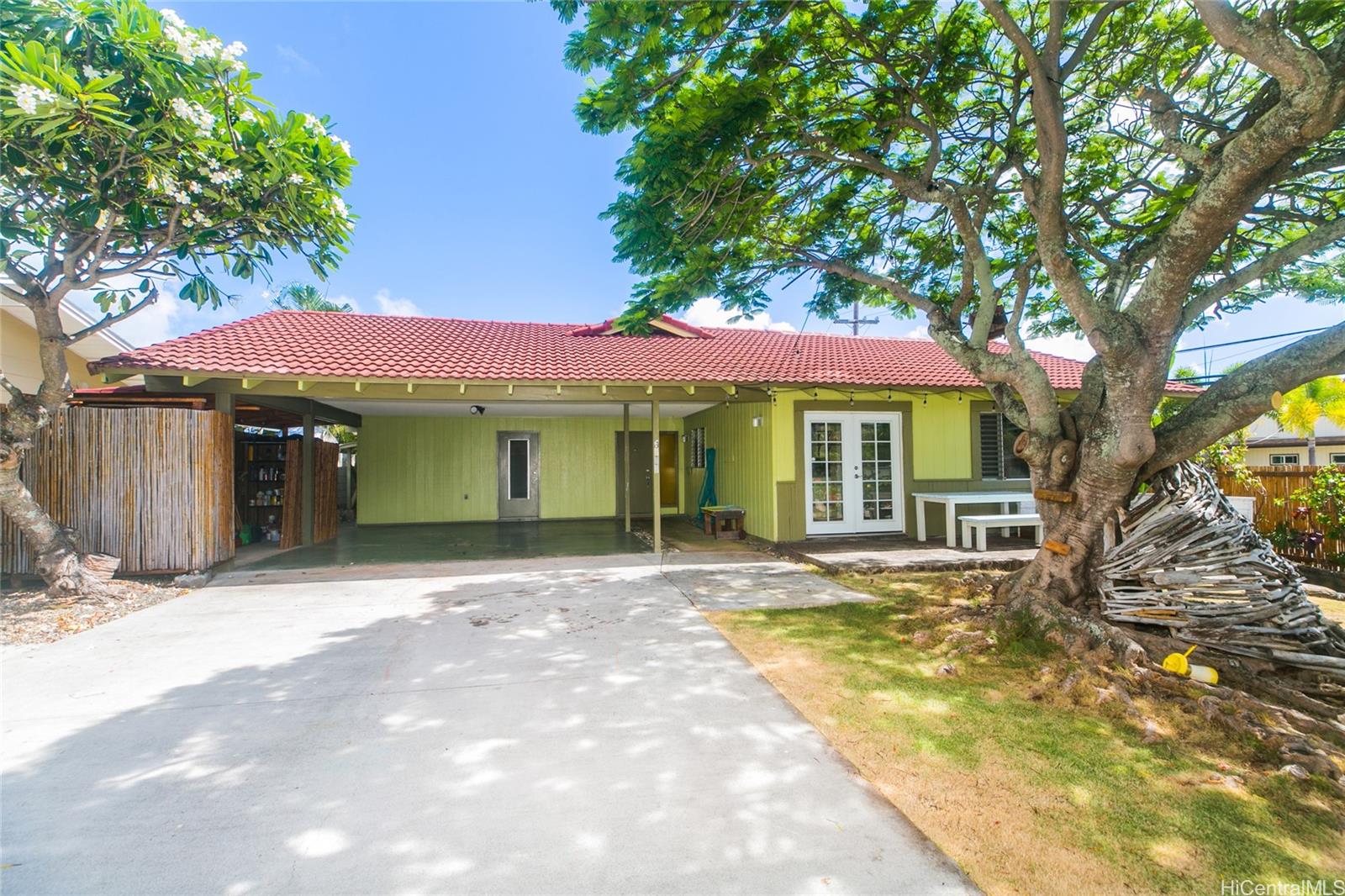 687 Akoakoa Street