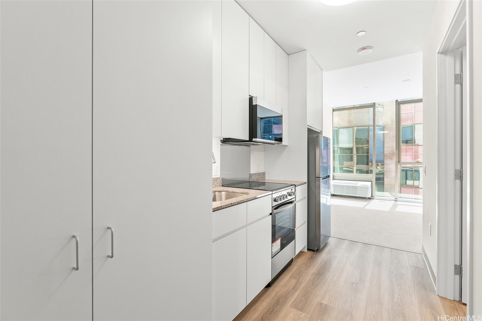 1390 Kapiolani Boulevard 1404