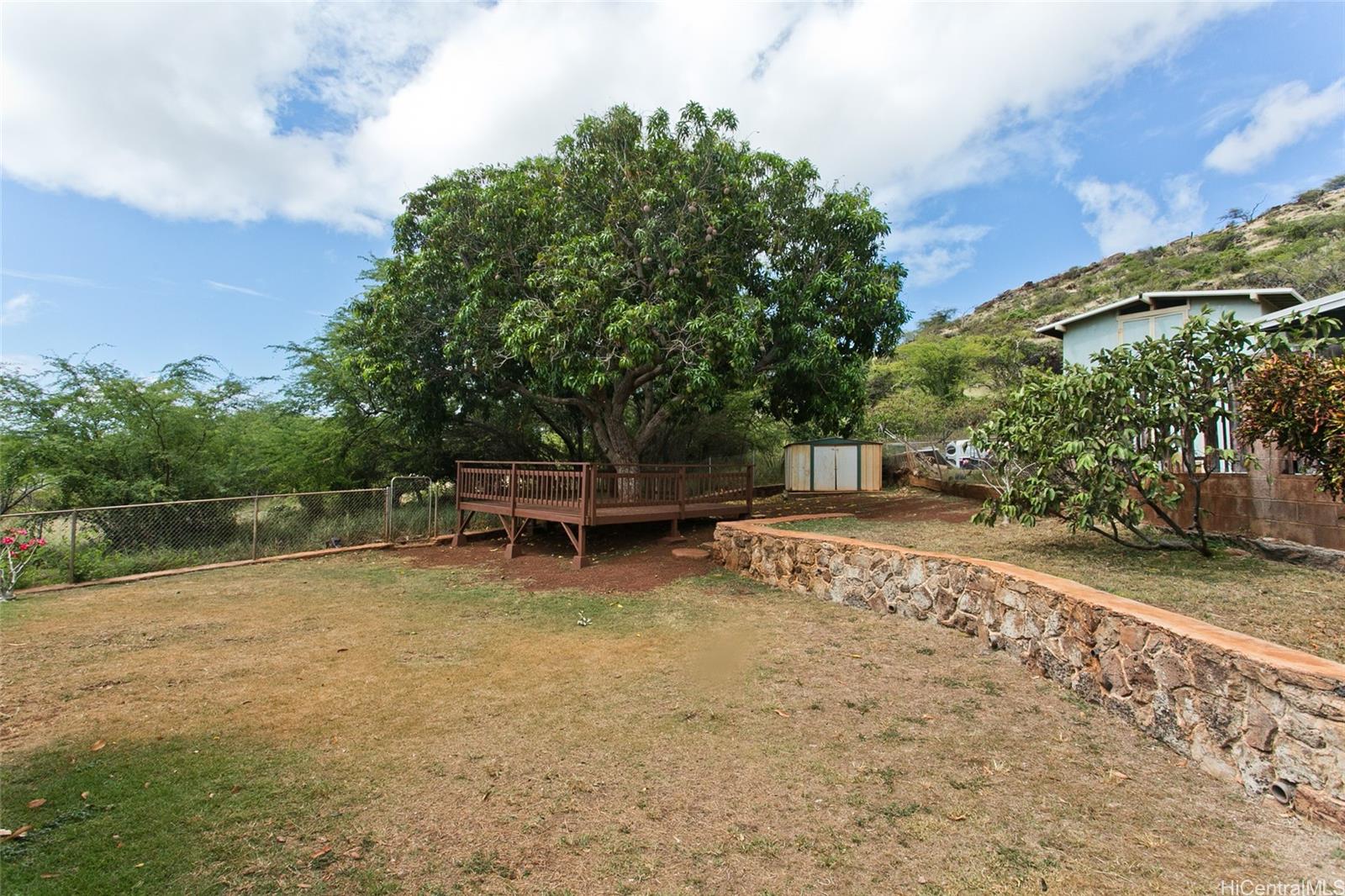 Photo 15 of 22
