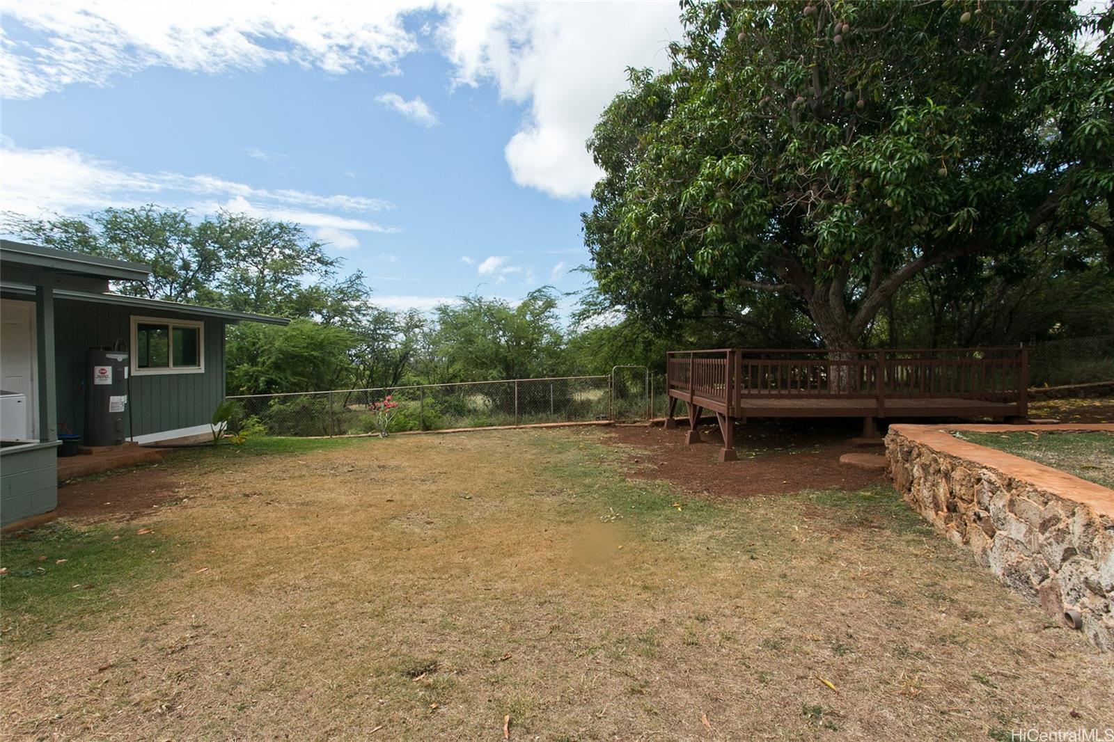 Photo 16 of 22