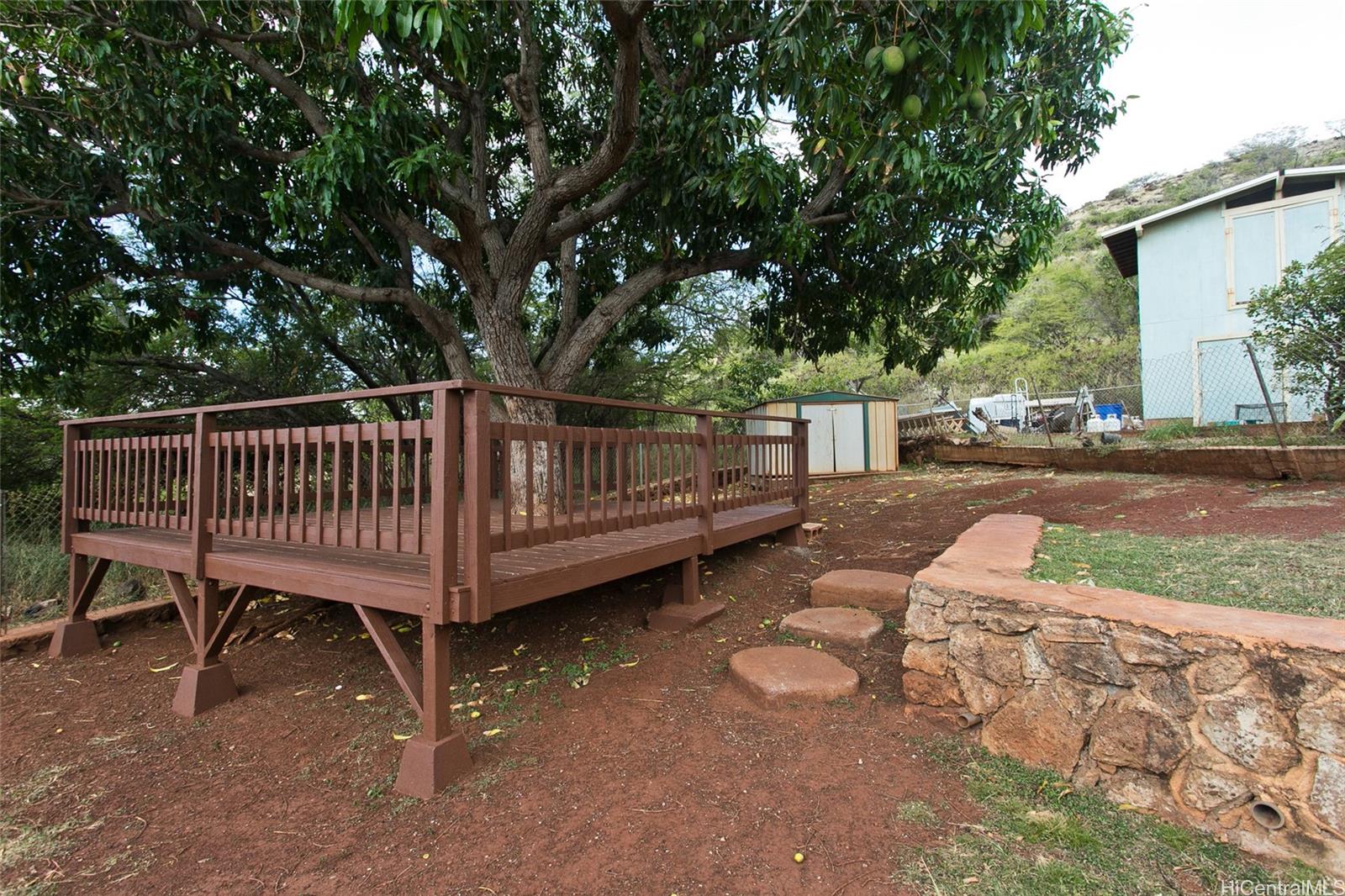 Photo 17 of 22