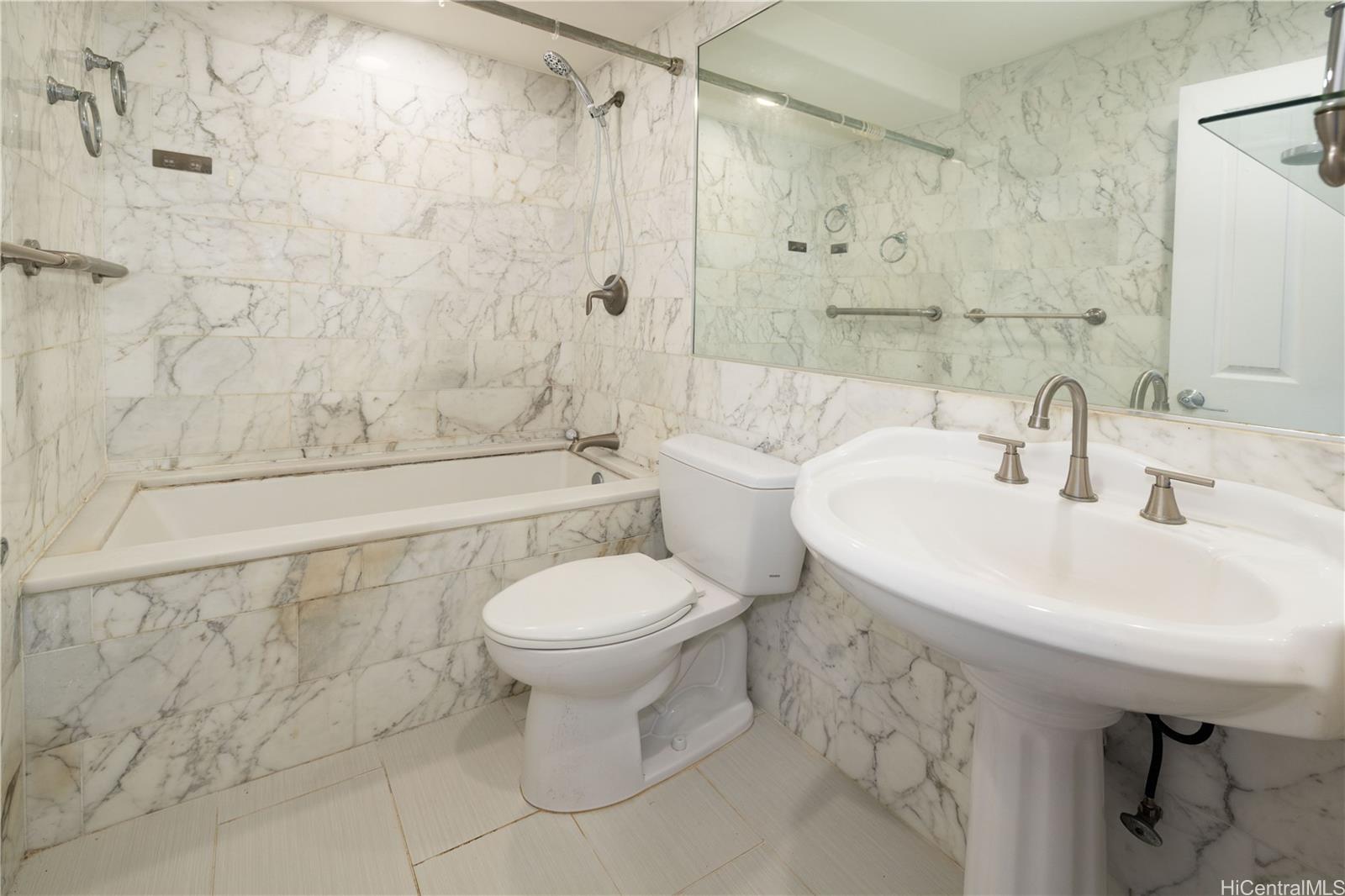91-1171 Kaiau Avenue  Unit 205