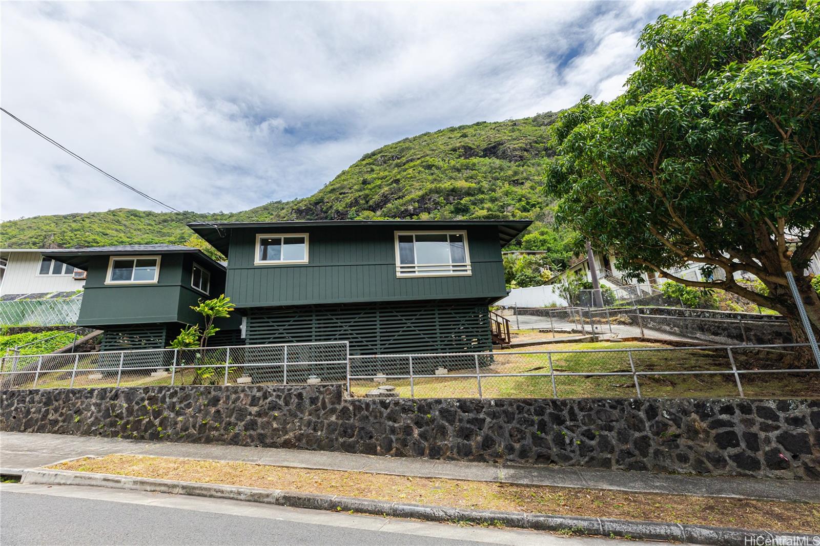 2265 Waiomao Road