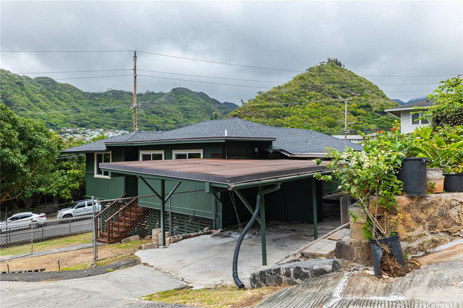 2265 Waiomao Road