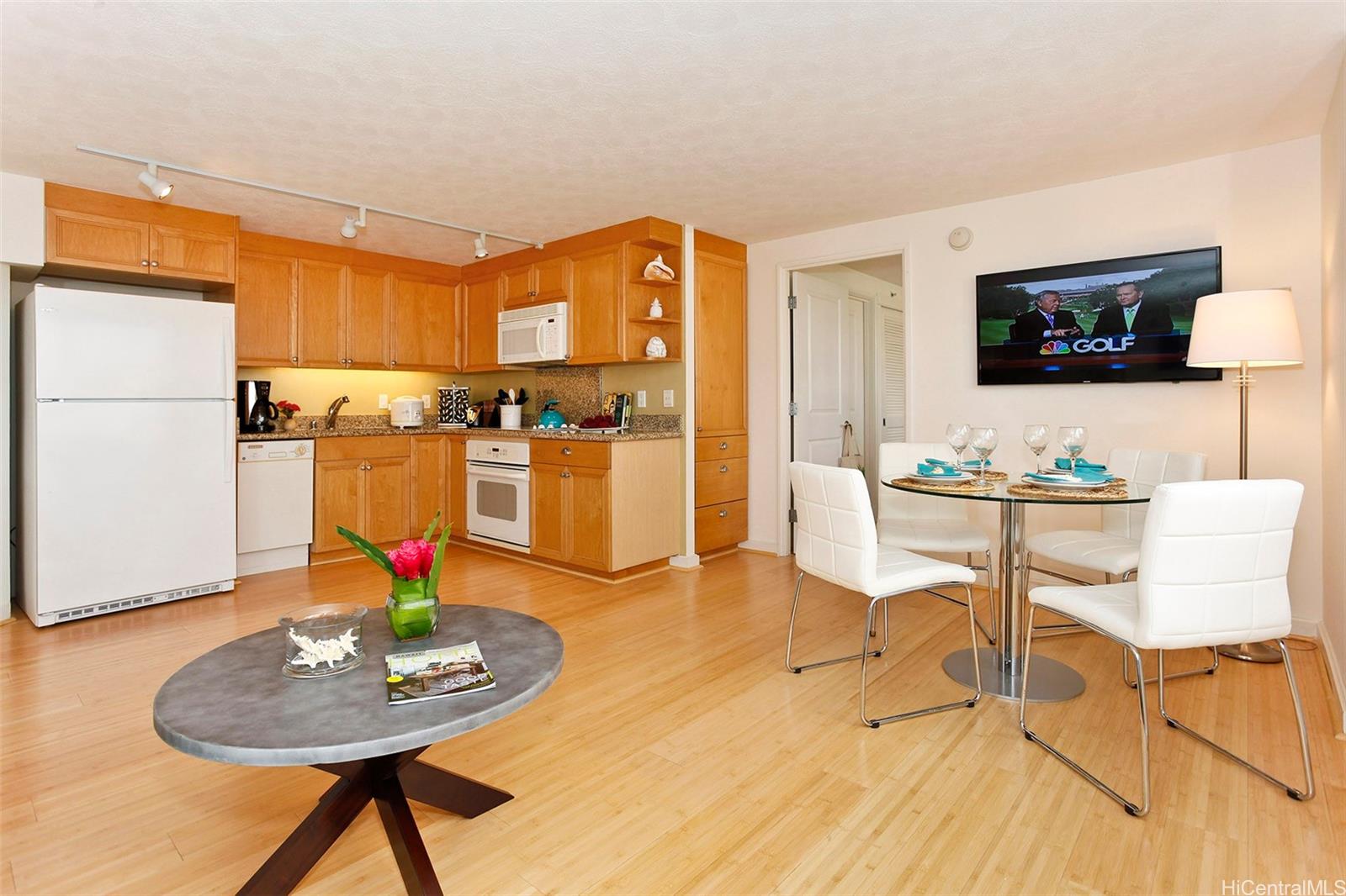 343 Hobron Lane 1405