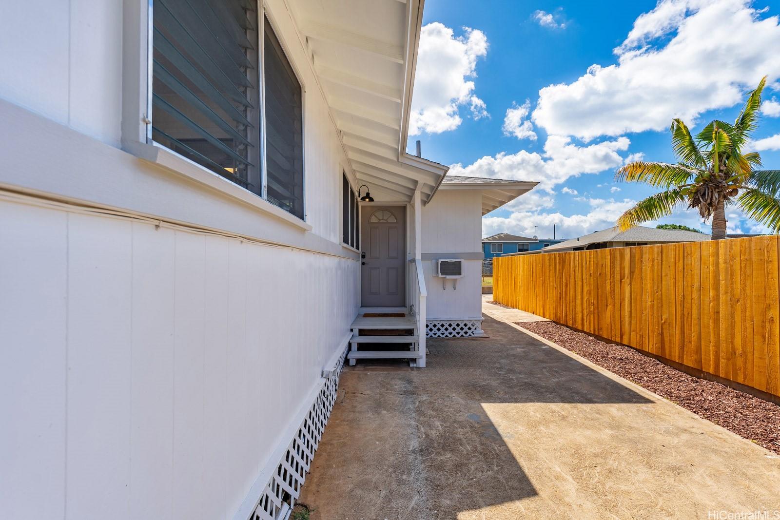 84-990 Hana Street
