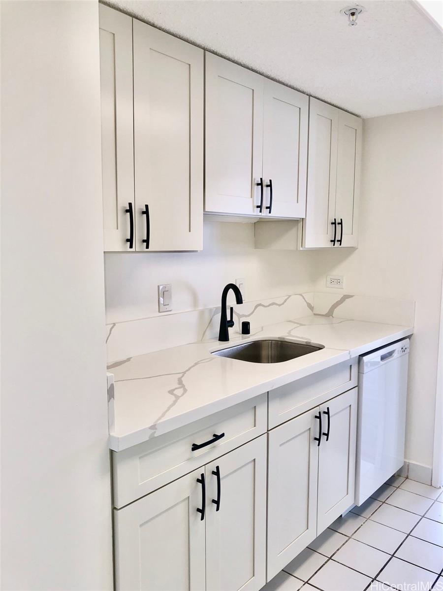 250 Ohua Avenue 12G