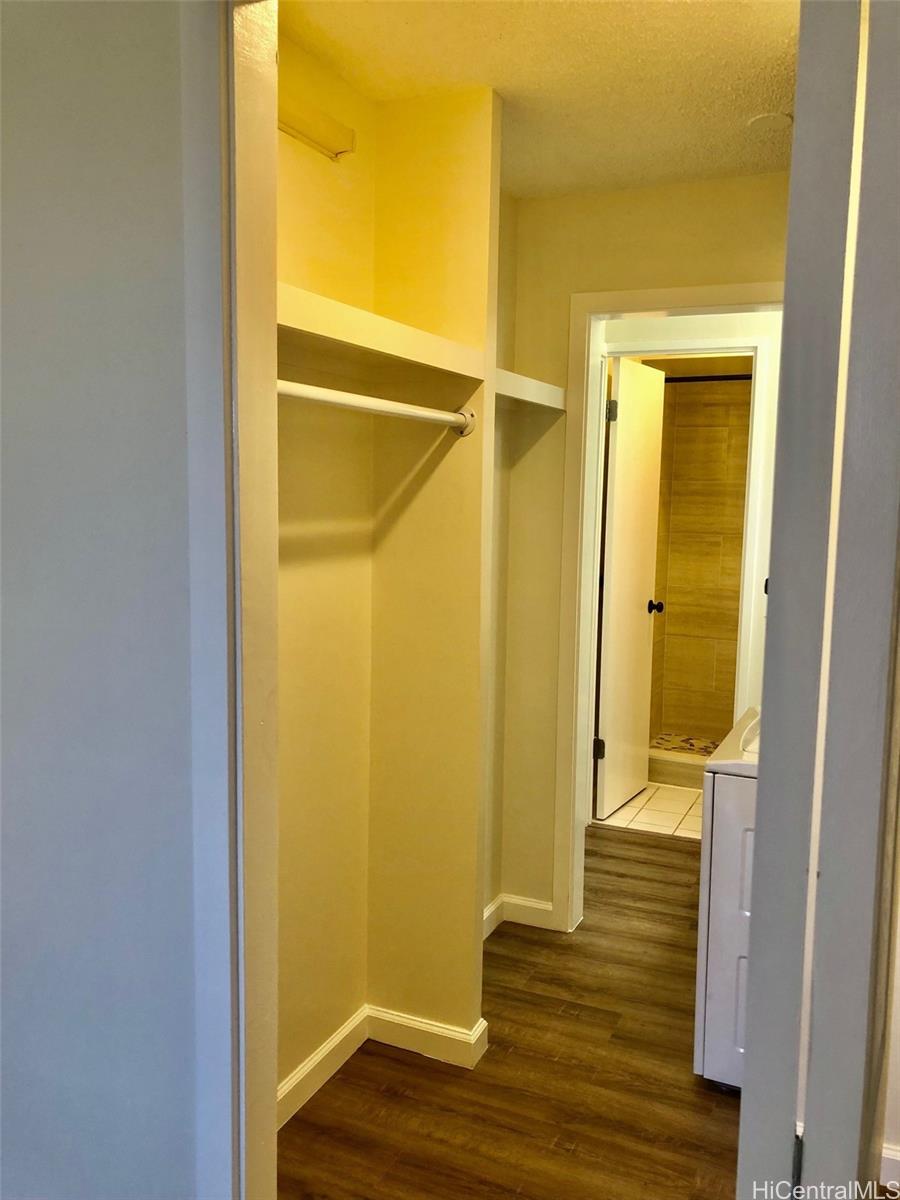 Photo 20 of 25