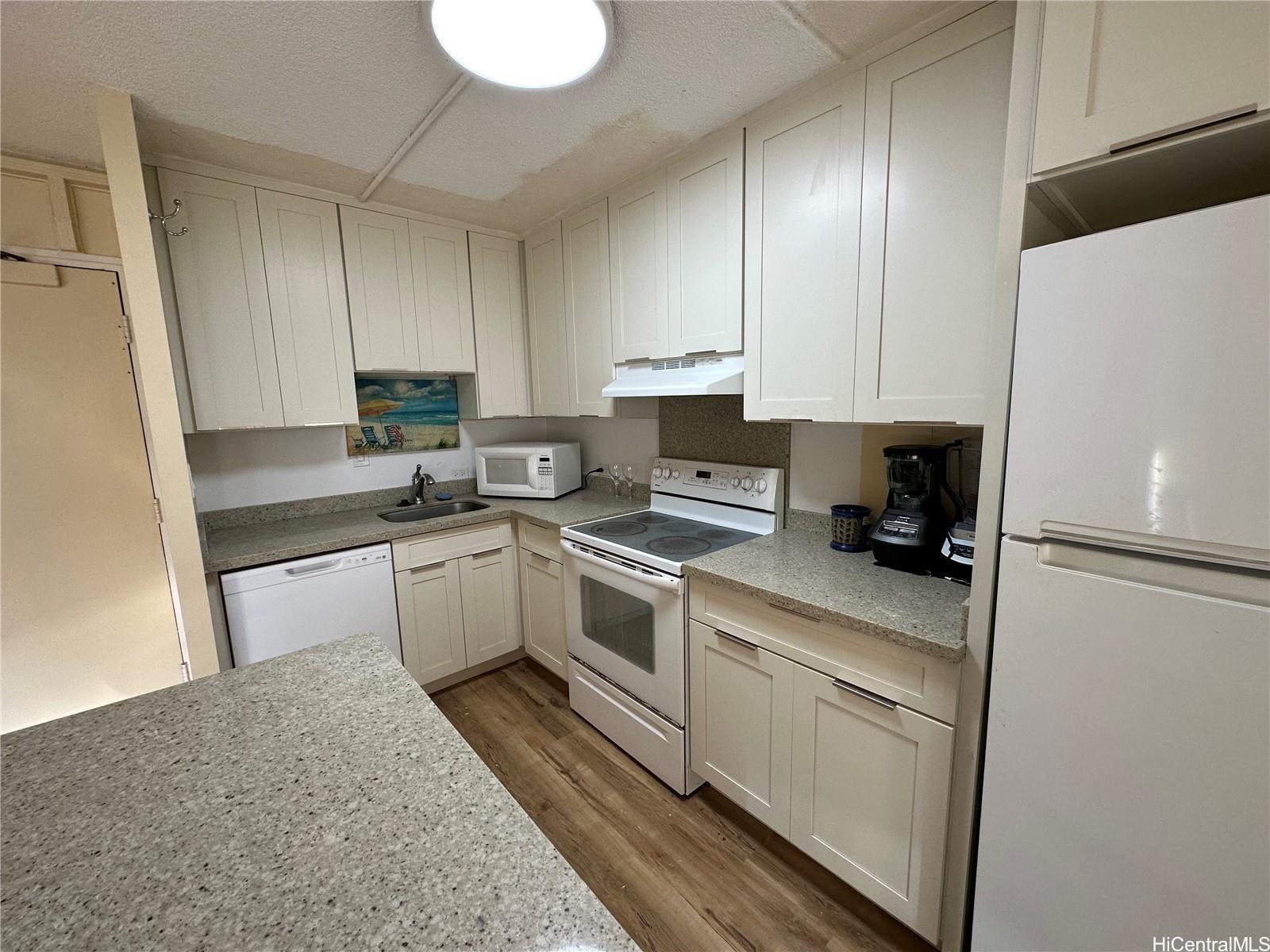 2333 Kapiolani Boulevard 905