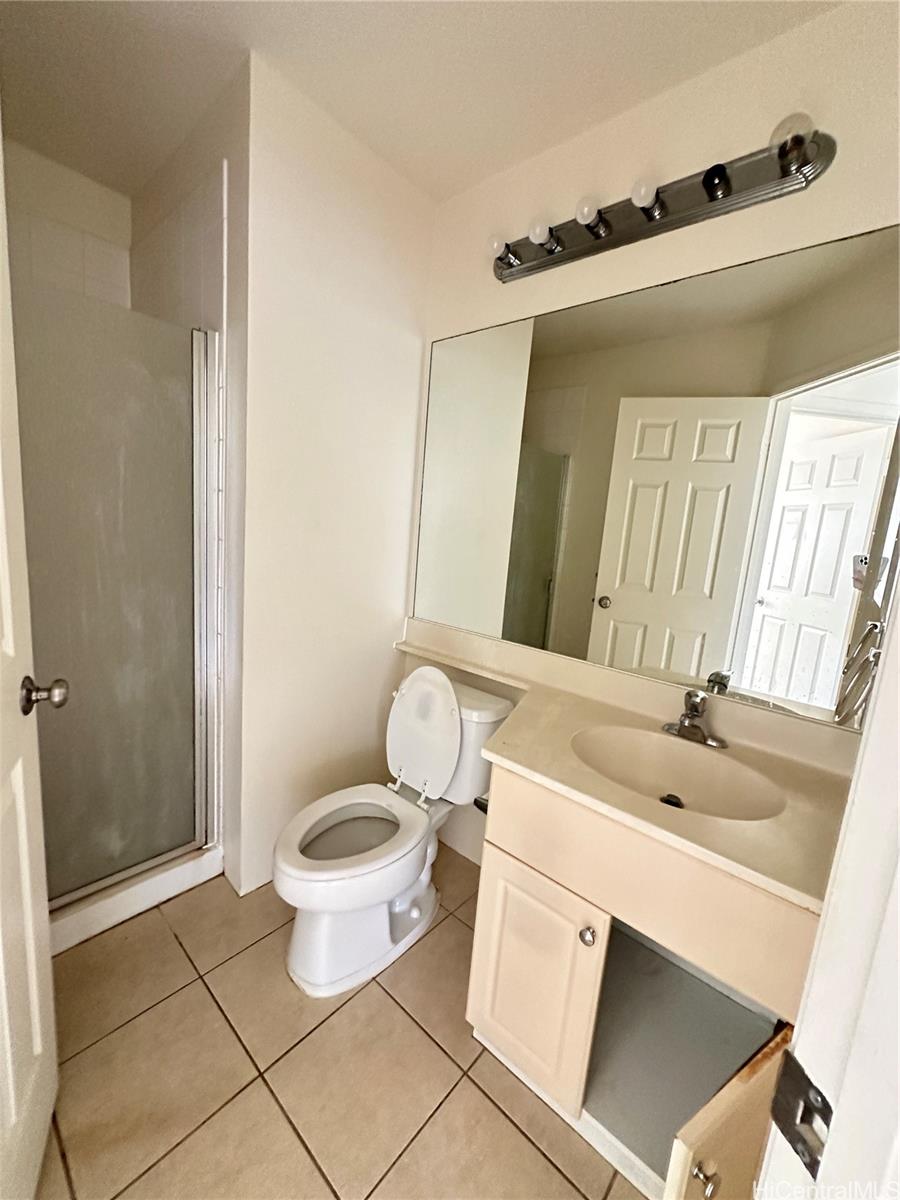 Photo 16 of 25