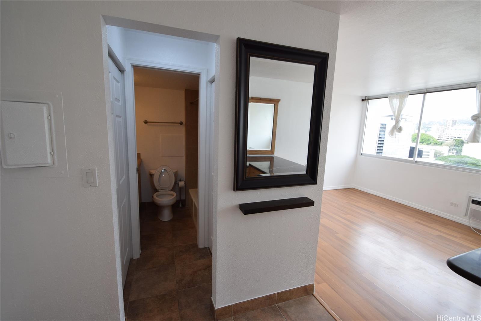 1560 Kanunu Street  Unit 1121