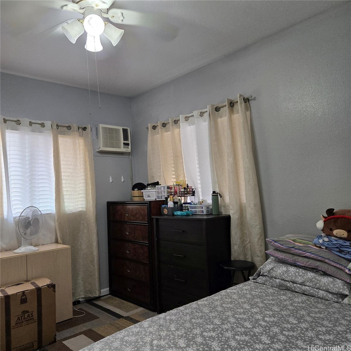 Photo 14 of 24