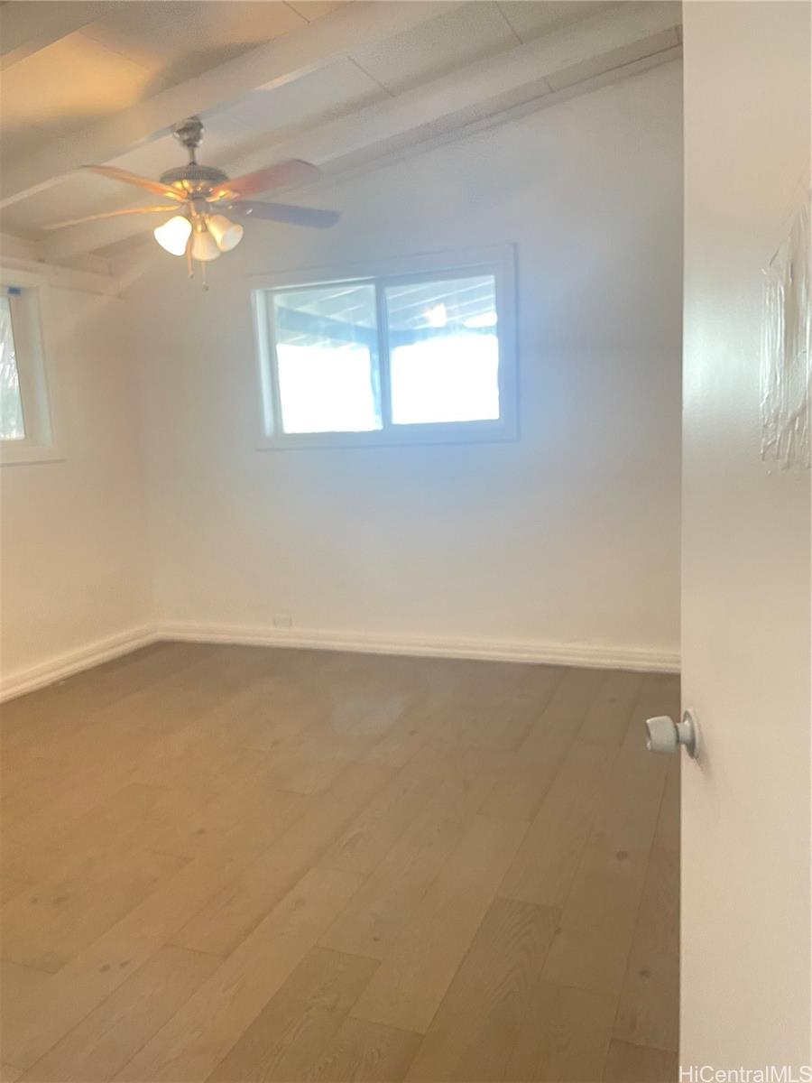 Photo 8 of 25