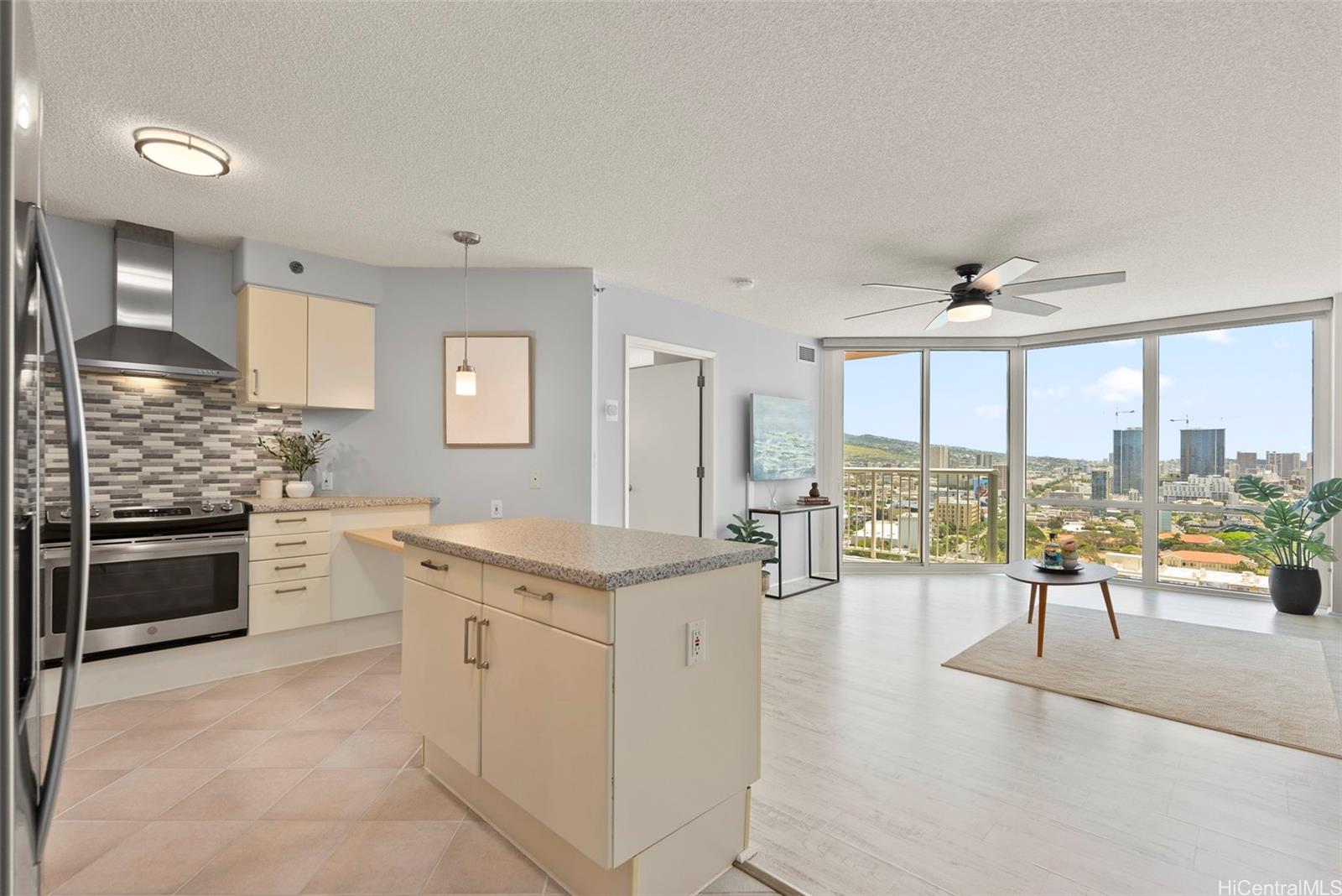 801 S King Street 2701