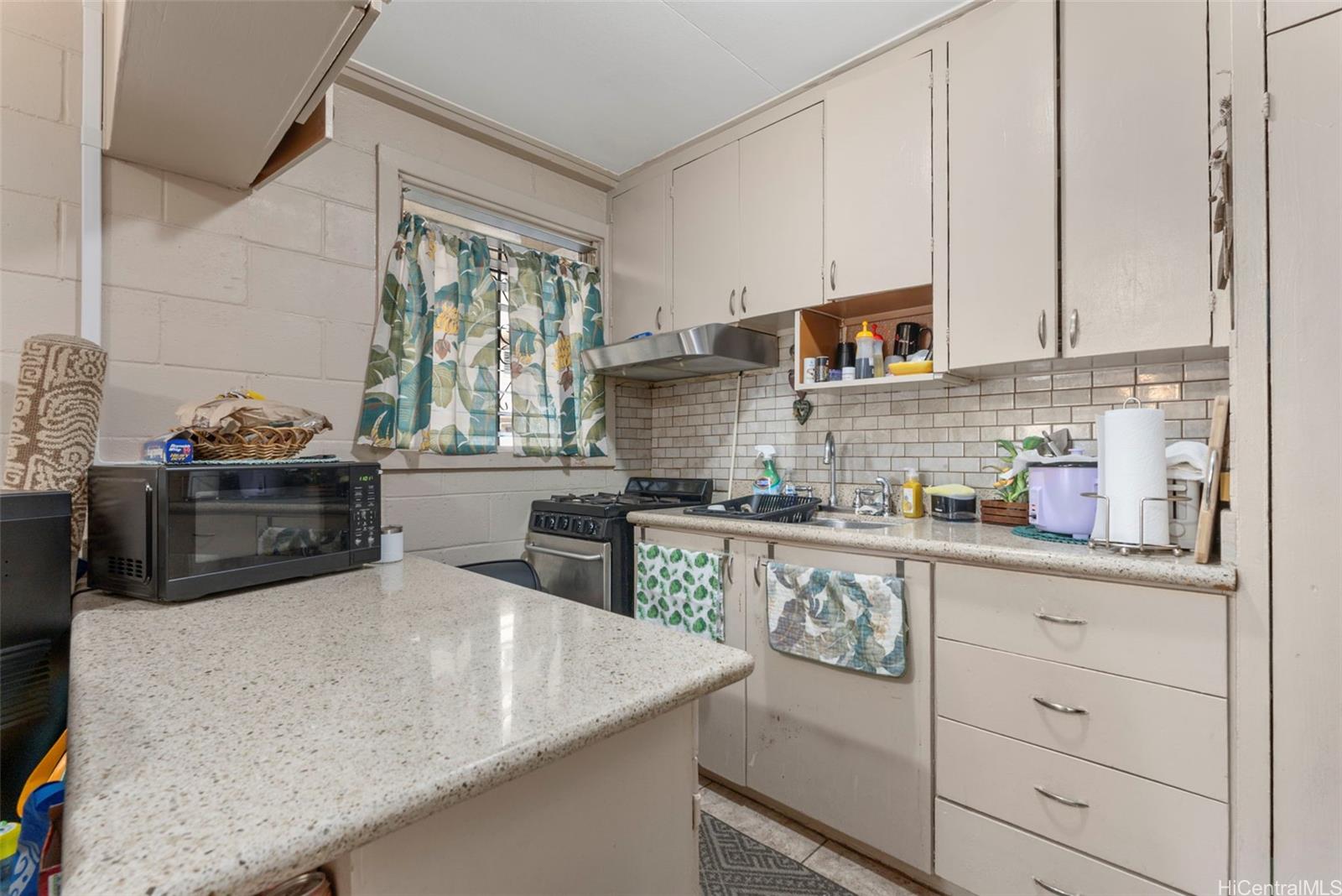 2765 Kapiolani Boulevard  Unit 107
