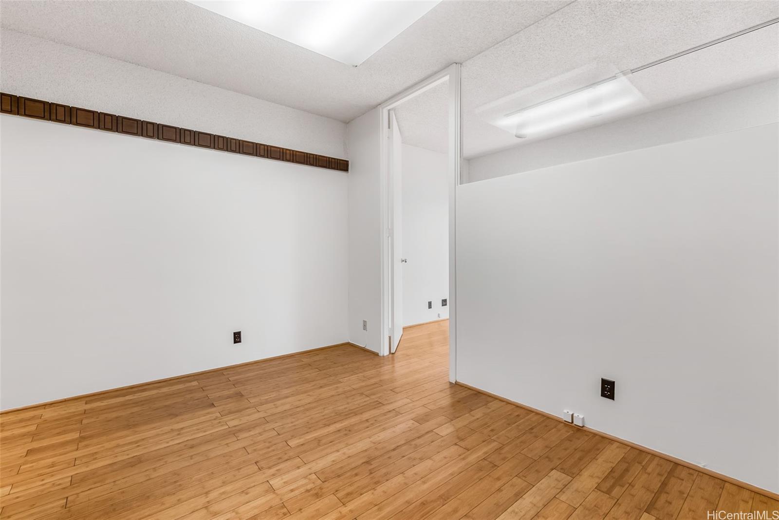 1188 Bishop Street  Unit 1301