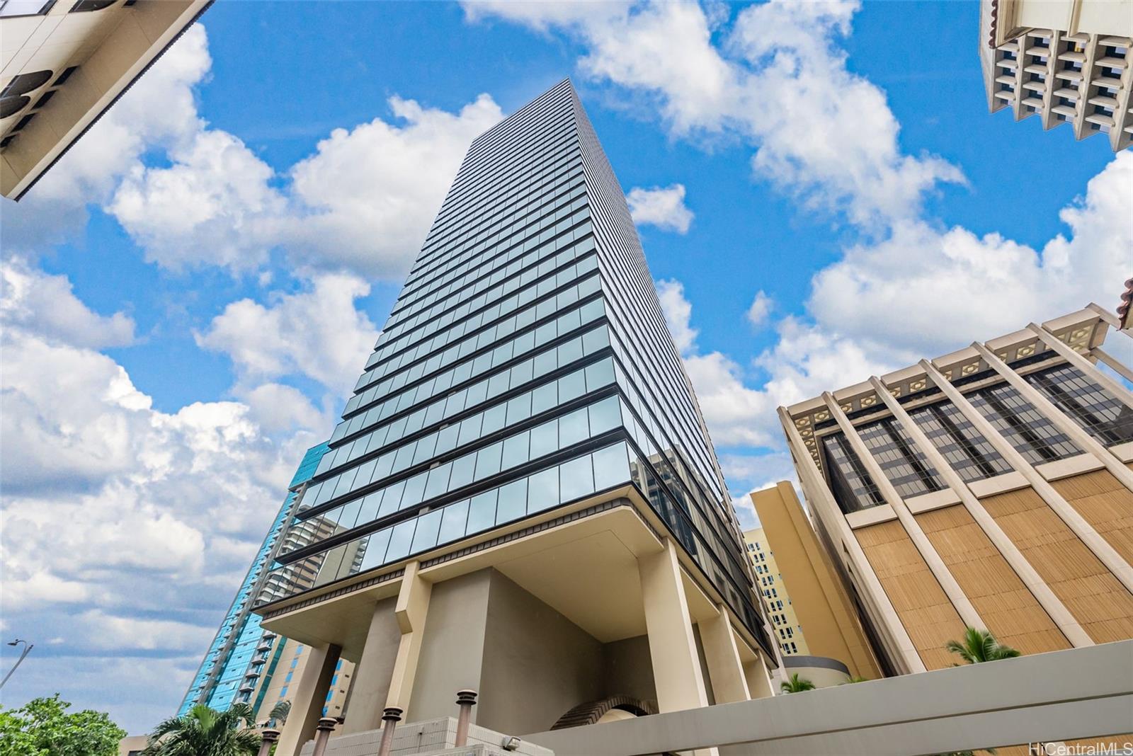 1188 Bishop Street  Unit 1301
