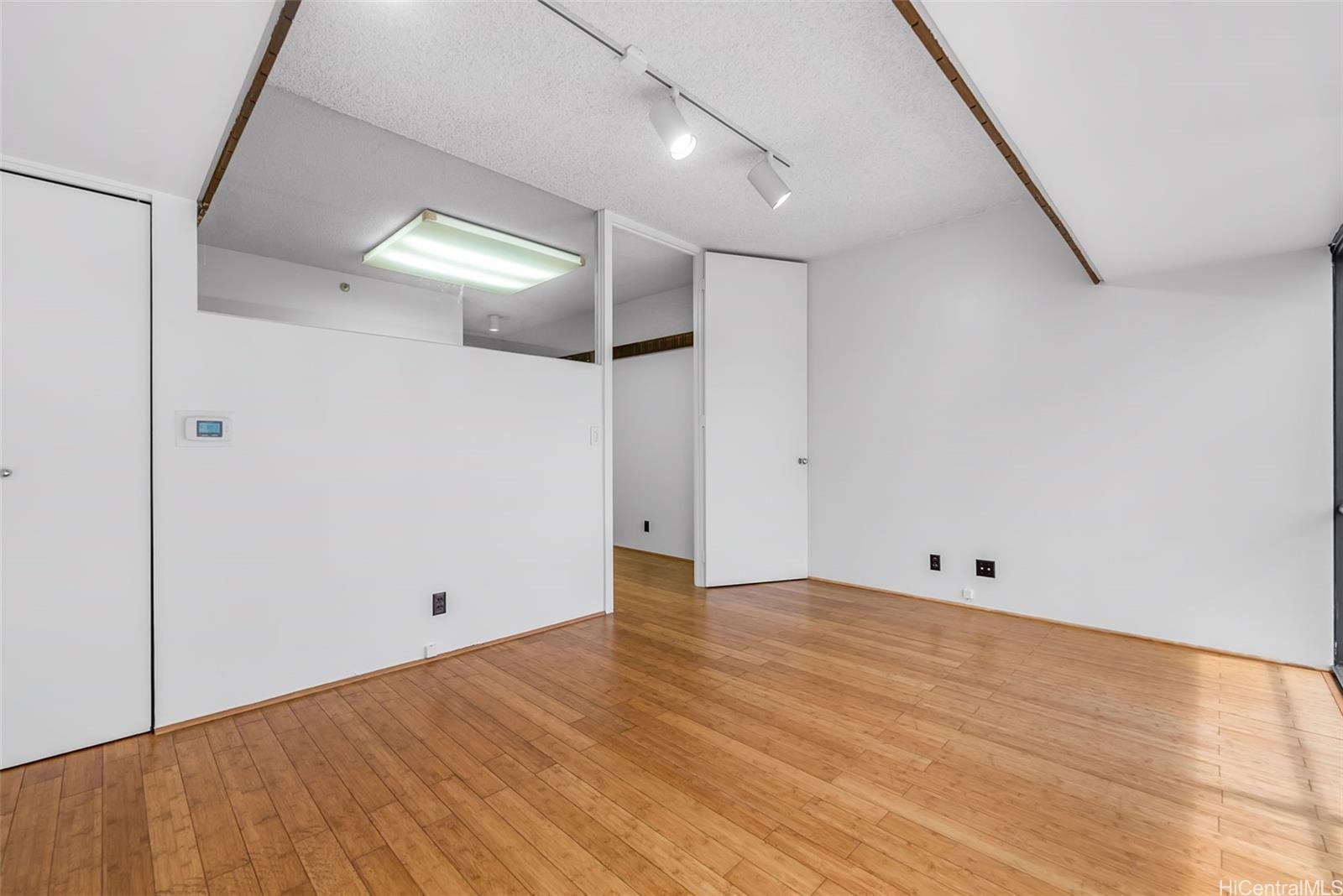 1188 Bishop Street  Unit 1301