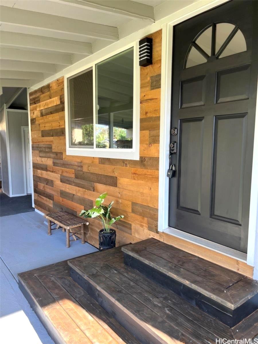 Photo 18 of 20