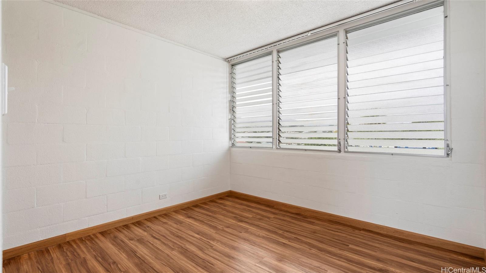 94-249 Waikele Road  Unit A304