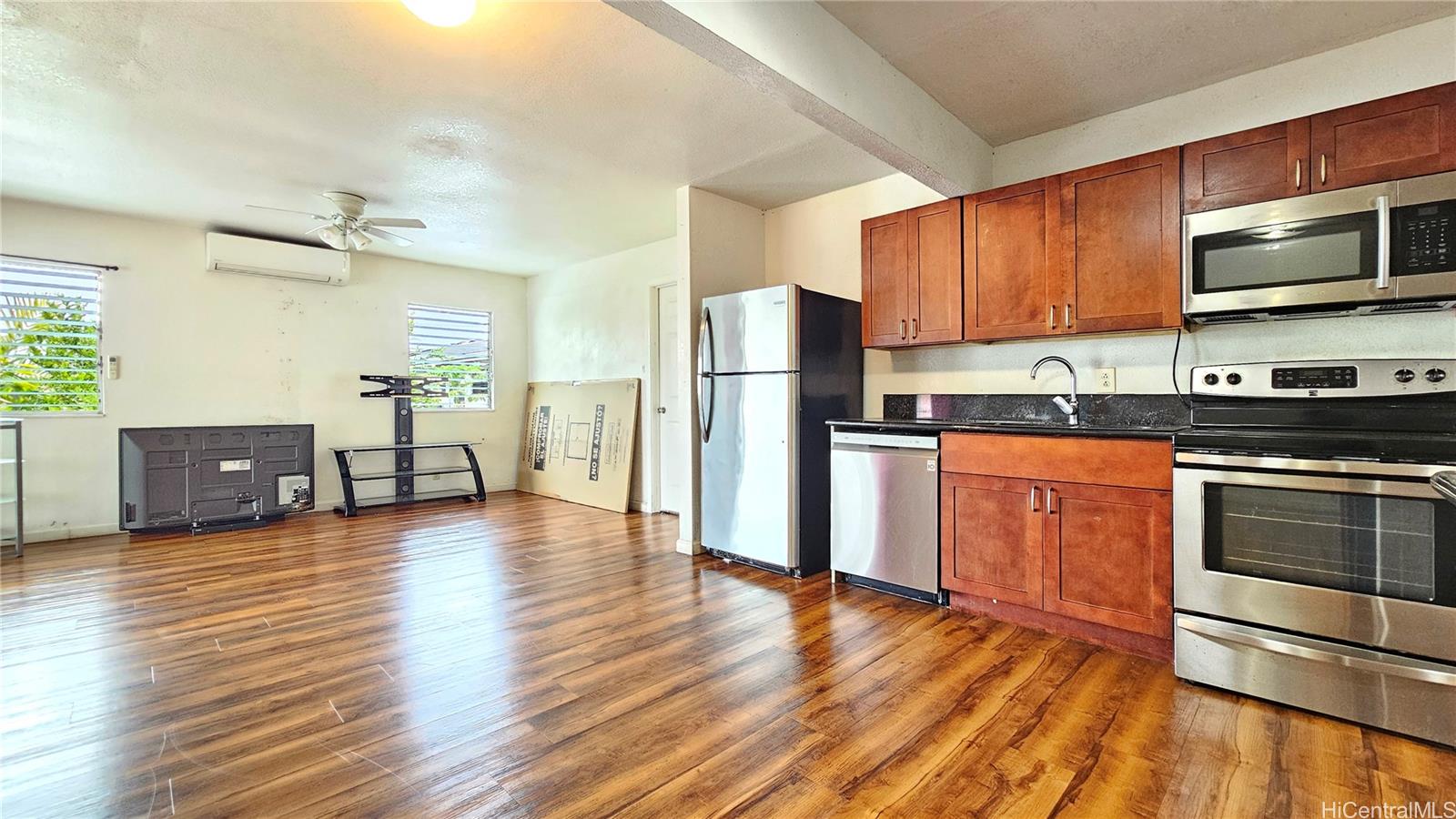 816 Lopez Lane