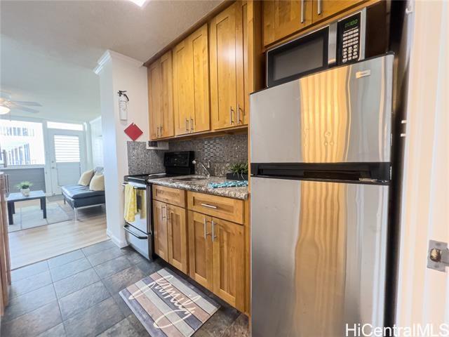 425 Ena Road 1201C