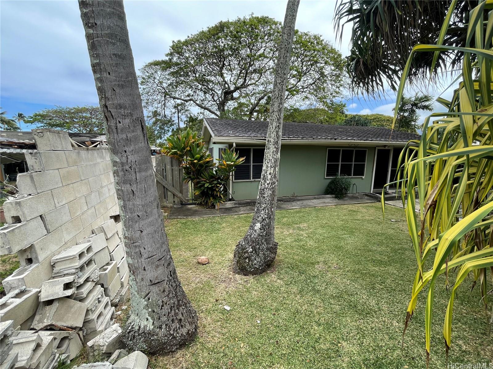 1225 Mokapu Boulevard