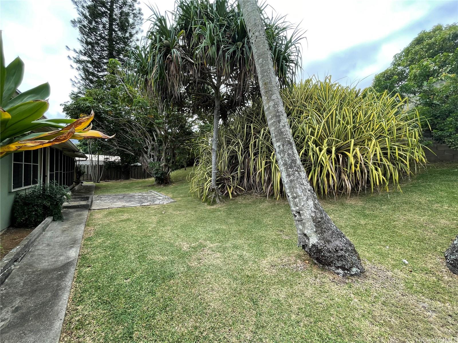 1225 Mokapu Boulevard