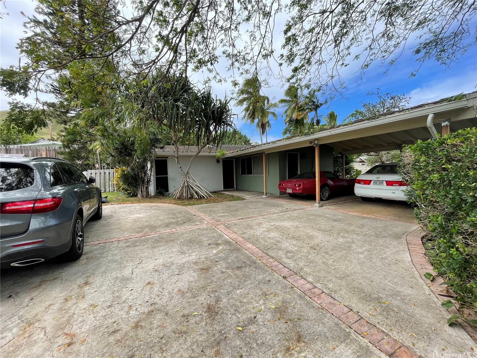1225 Mokapu Boulevard