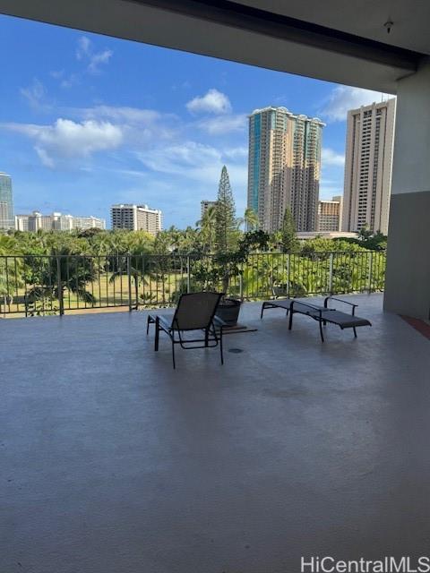 Photo 18 of 22