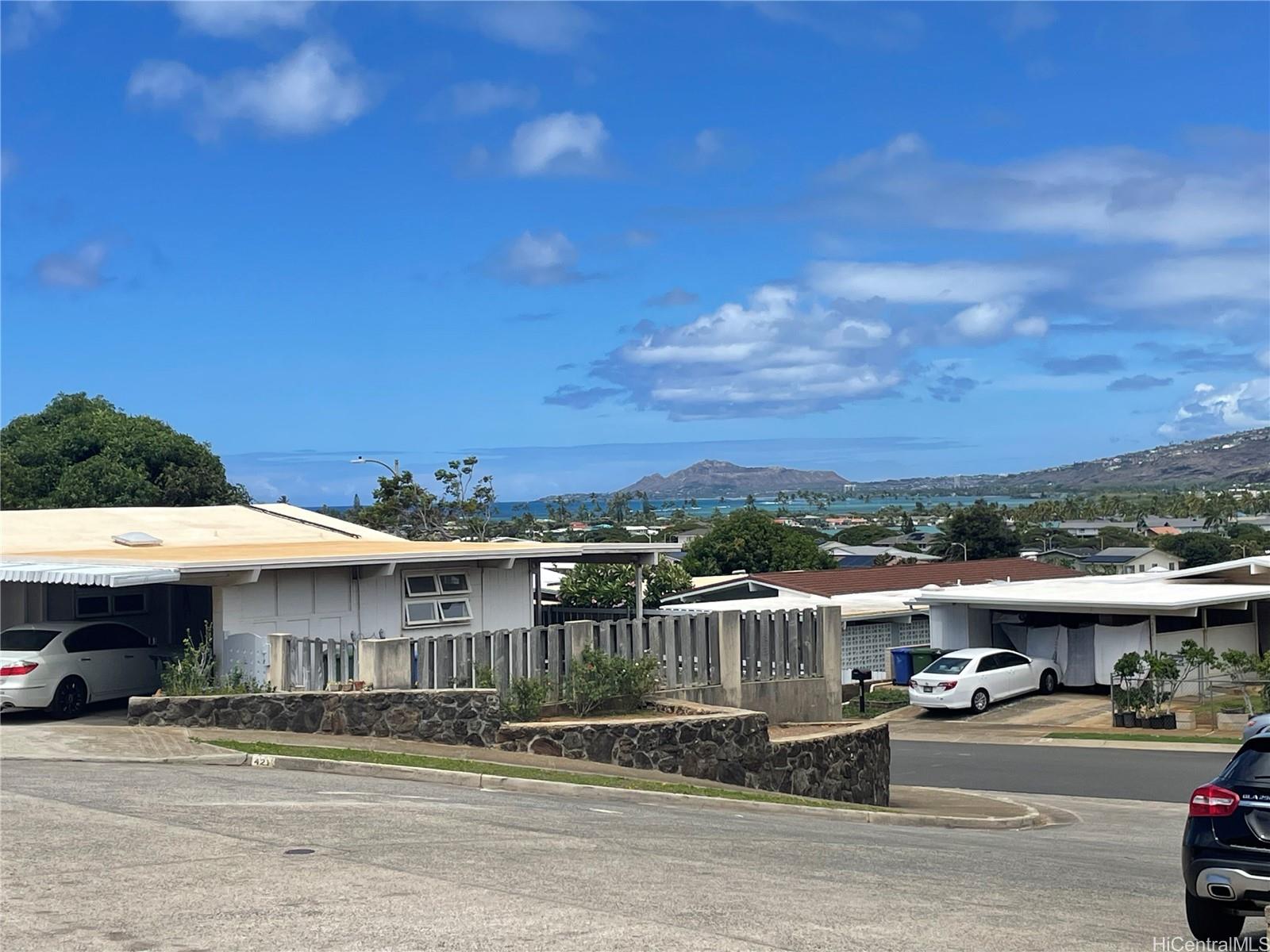 427 Kekupua Street