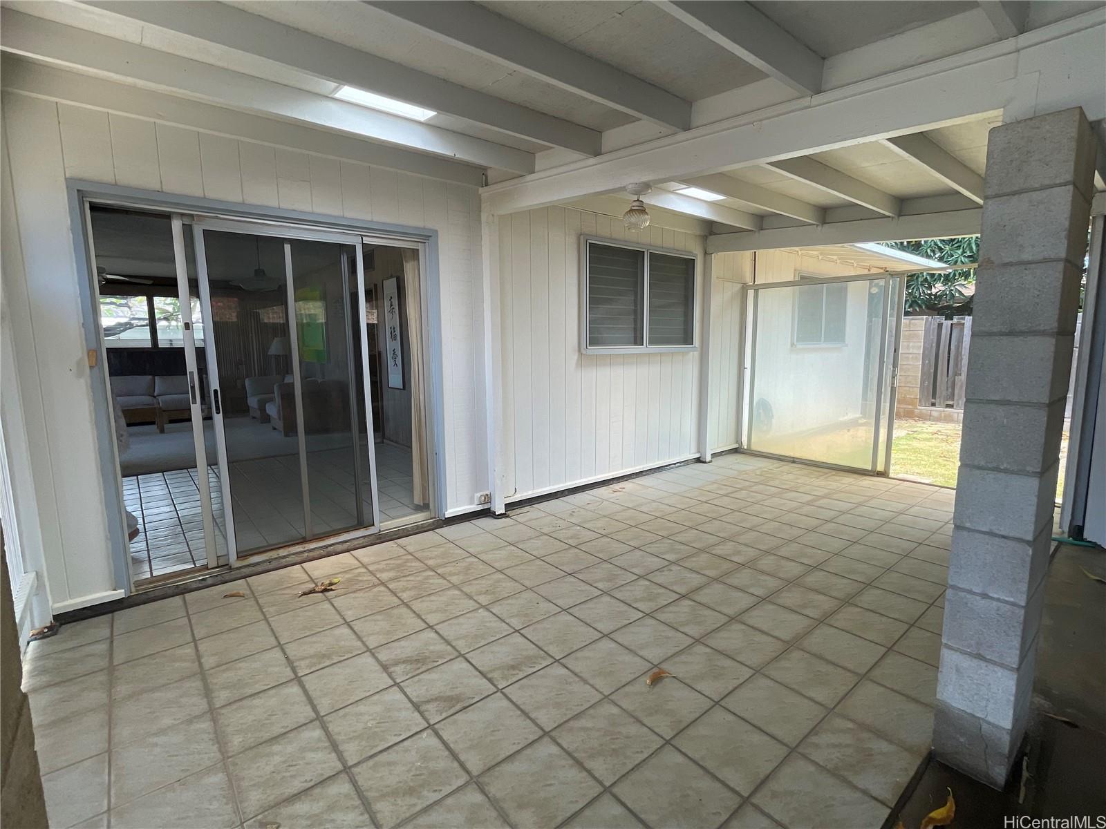 427 Kekupua Street