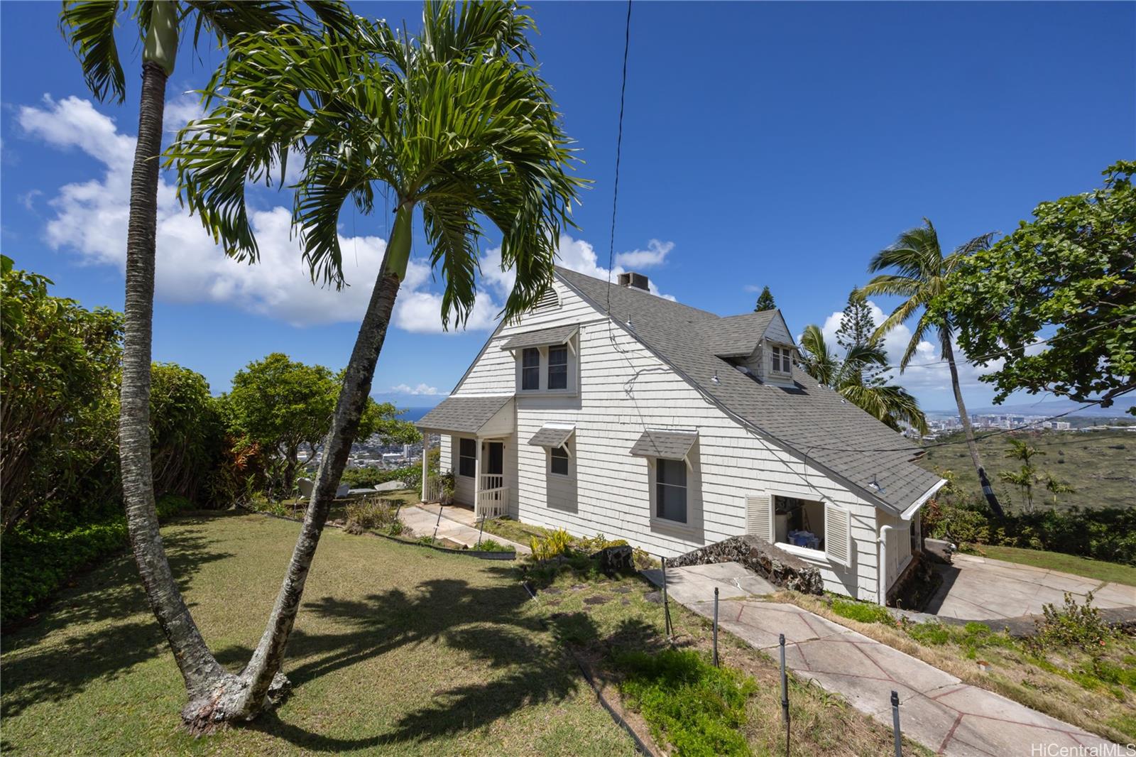 3637 Nihipali Place