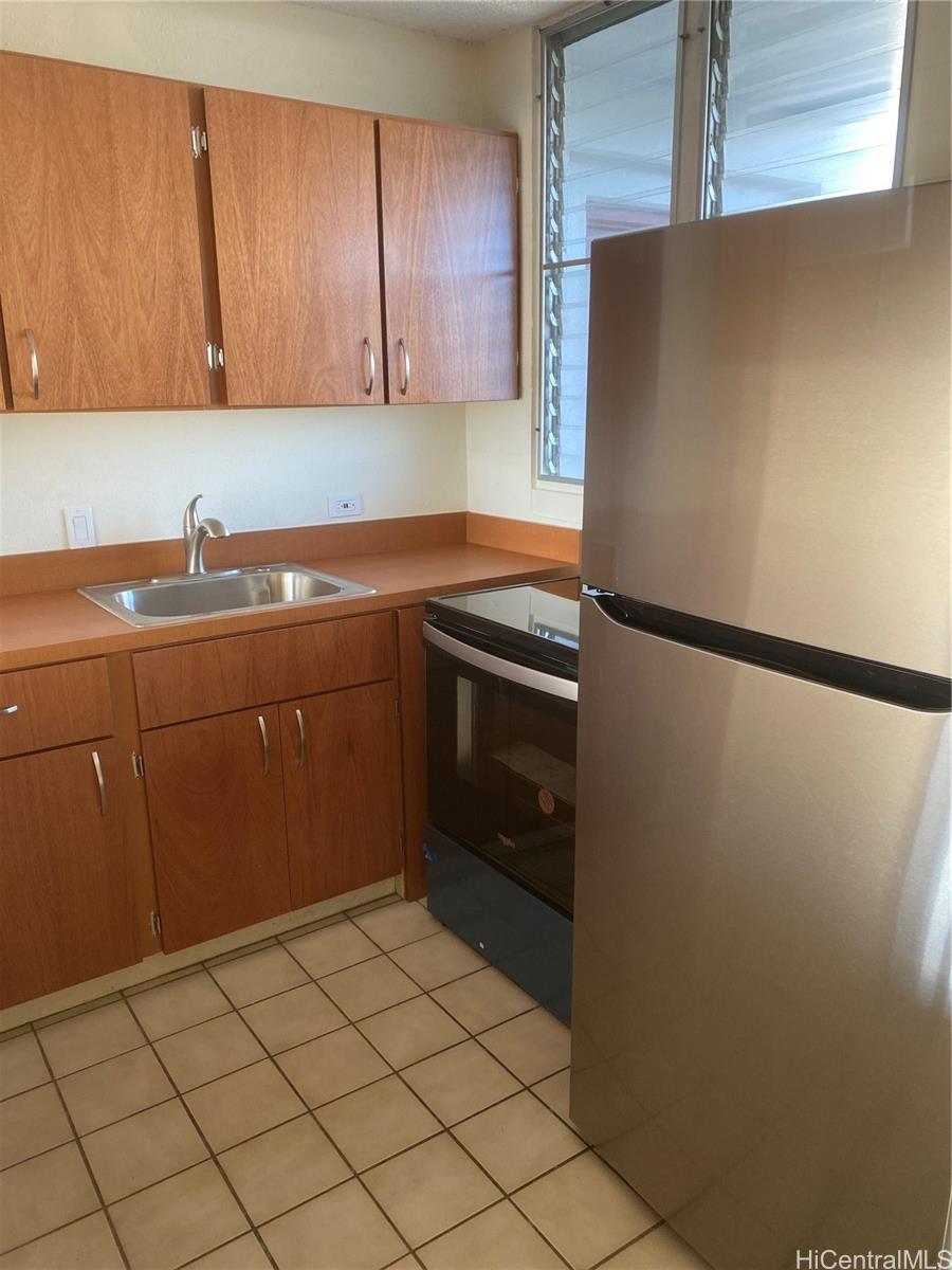 Photo 2 of 18