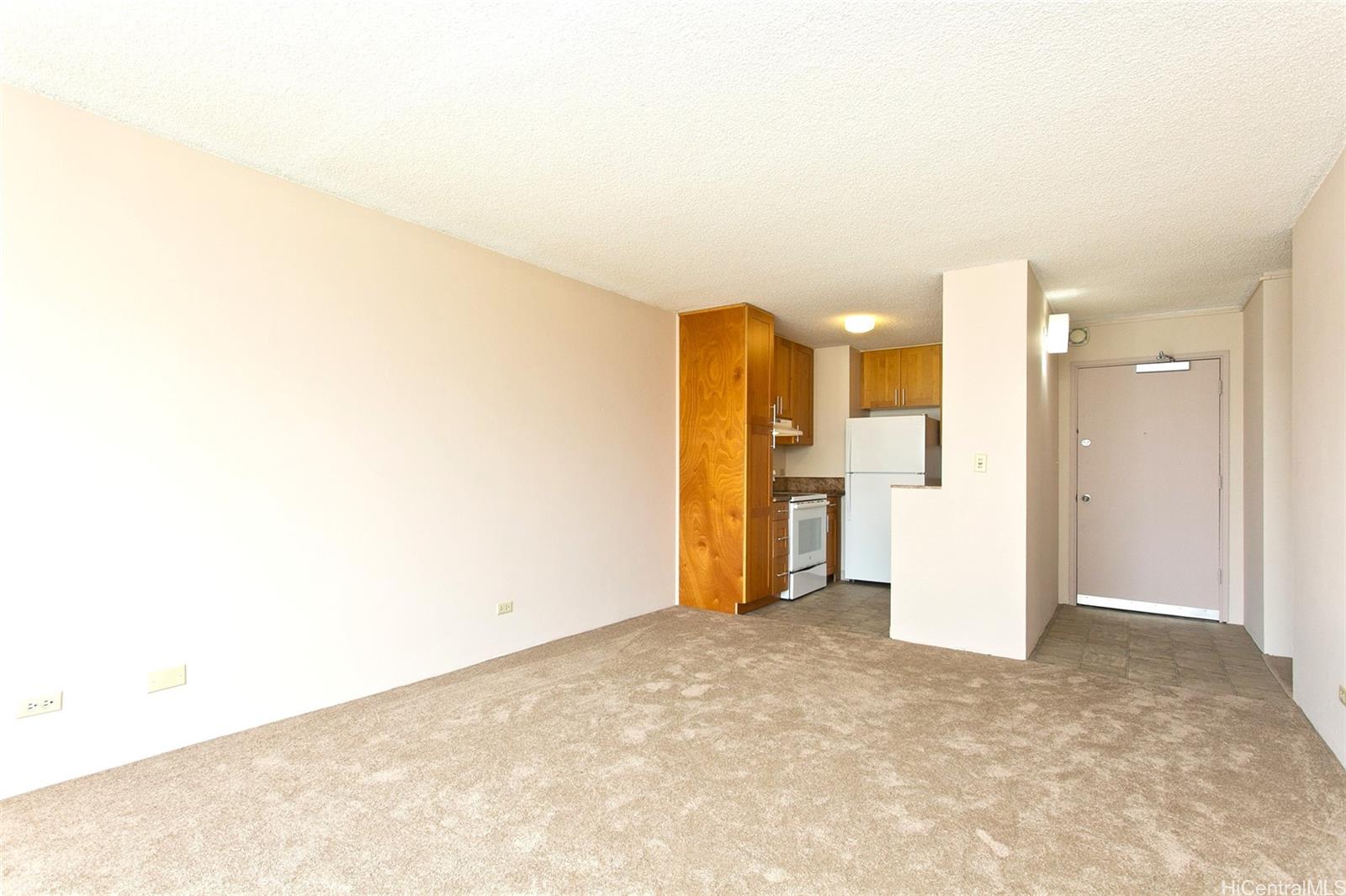 Photo 6 of 25