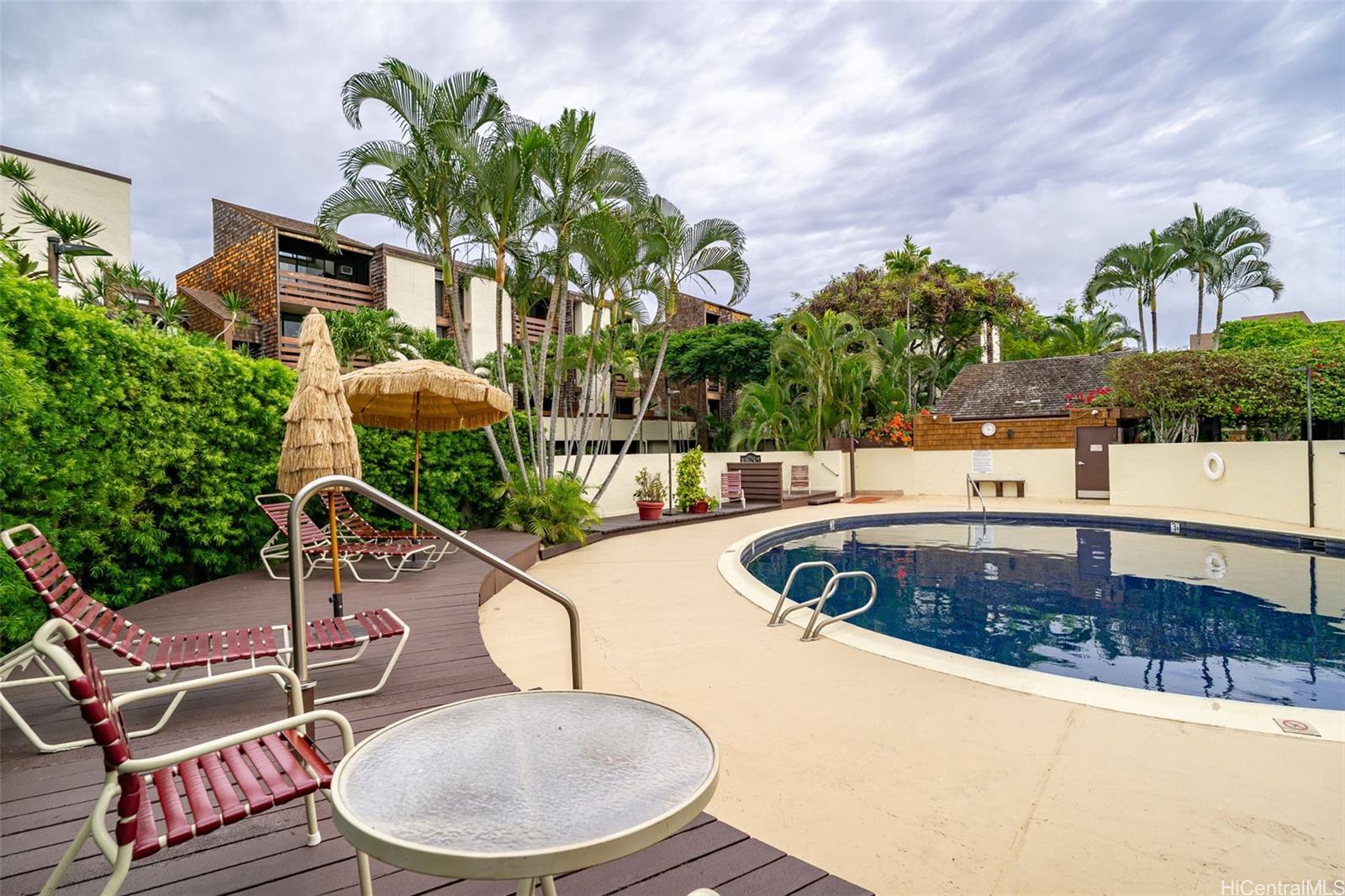 1015 Aoloa Place  Unit 437