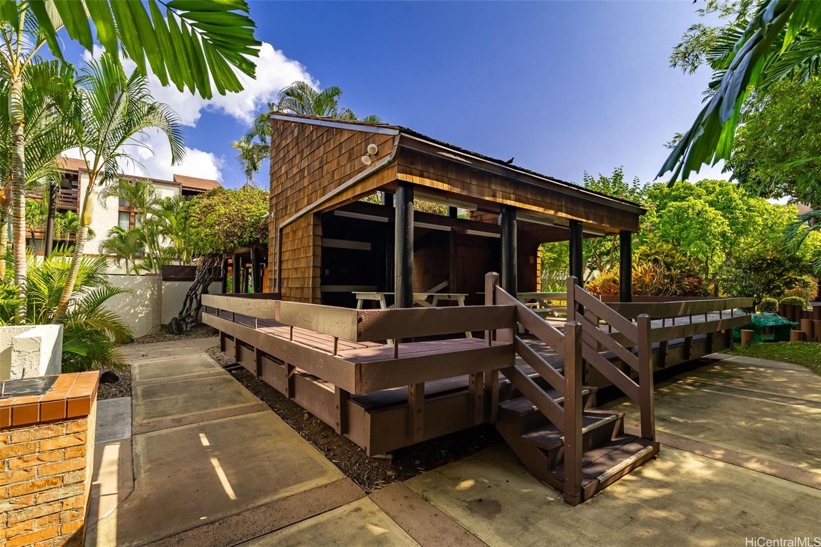 1015 Aoloa Place  Unit 437