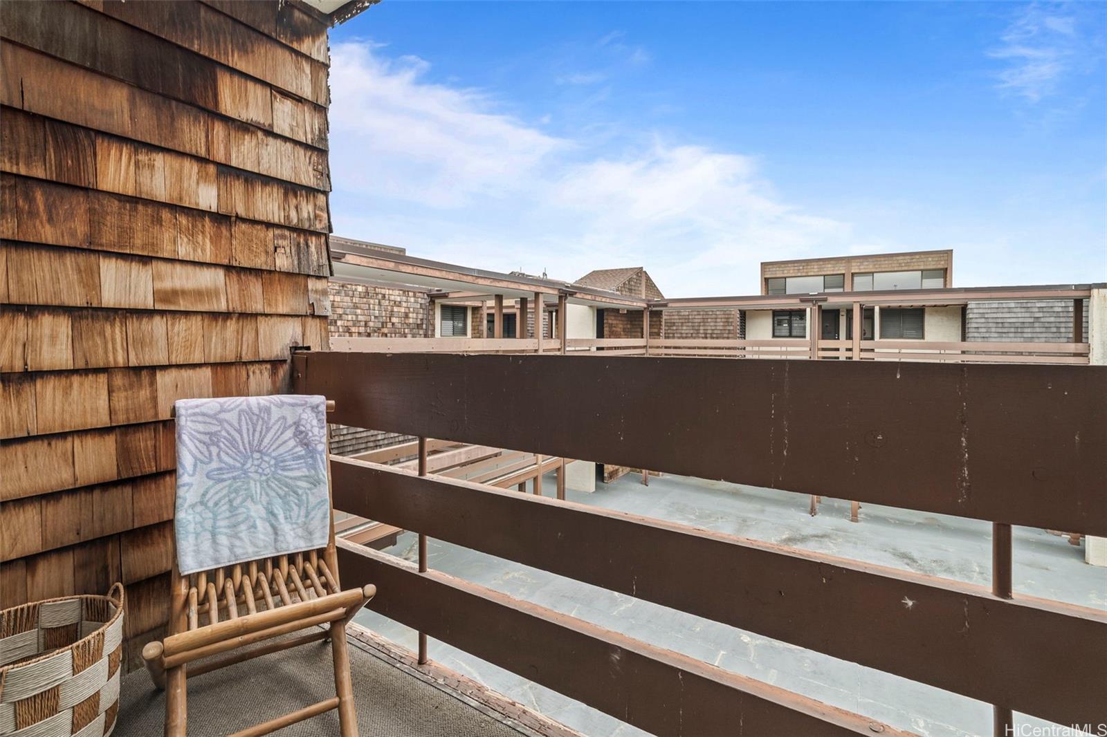 1015 Aoloa Place  Unit 437